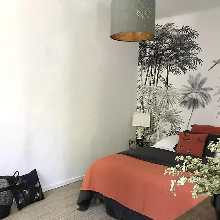 With 2 Bedrooms In With Wifi Апартаменты *